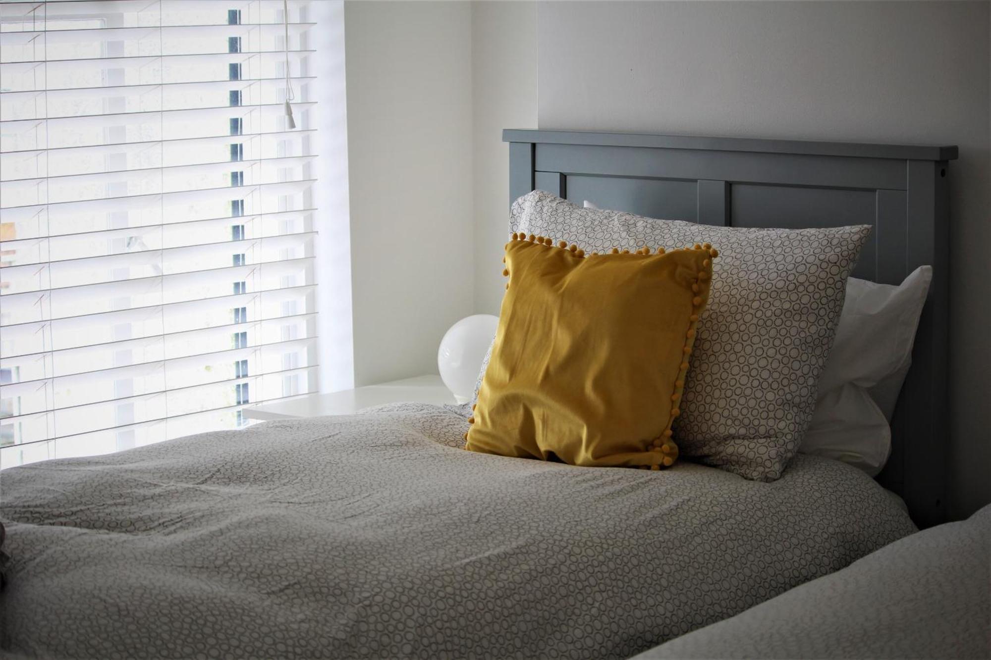 Warwick House - Stunning House With Terrace And Sea Views, Sleeps 11 Villa Уърдинг Екстериор снимка